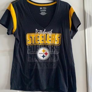 Women’s v-neck short sleeve top